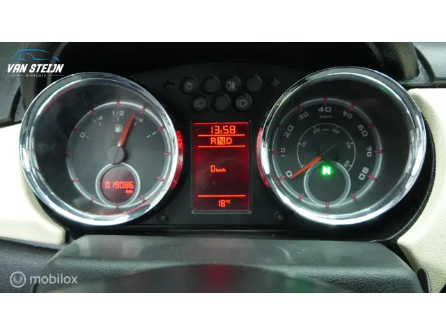 Aixam City Brommobiel Premium | 19dkm 2017 Diesel 14