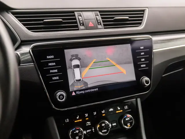 Škoda Superb Combi 1.5 TSI ACT Sport Deluxe 2020 Benzine 25