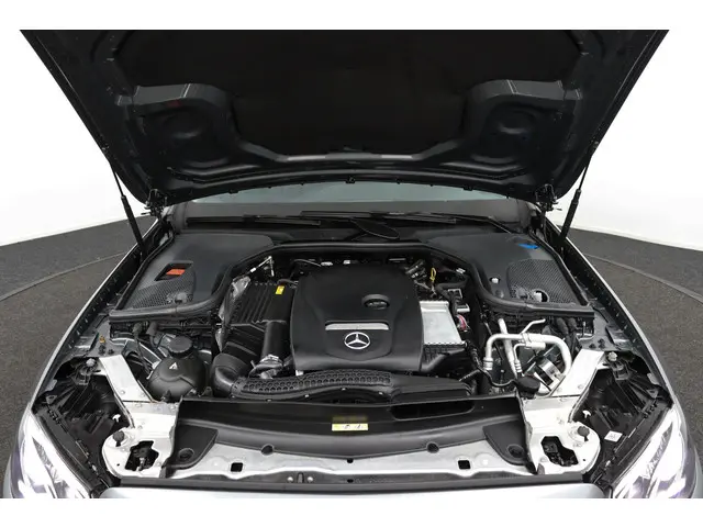 Mercedes-Benz E-Klasse 200 Business 2018 Benzine 29