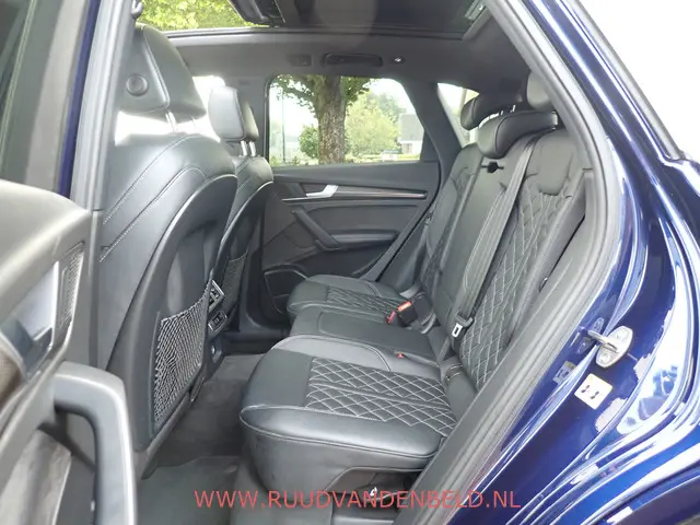 Audi SQ5 3.0TFSI QUATTRO 2018 Benzine 10