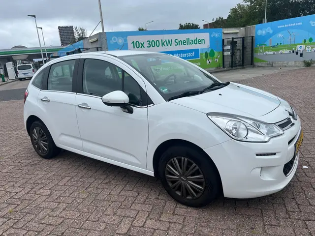 Citroën C3 1.0 PureTech Collection 2015 Benzine 4