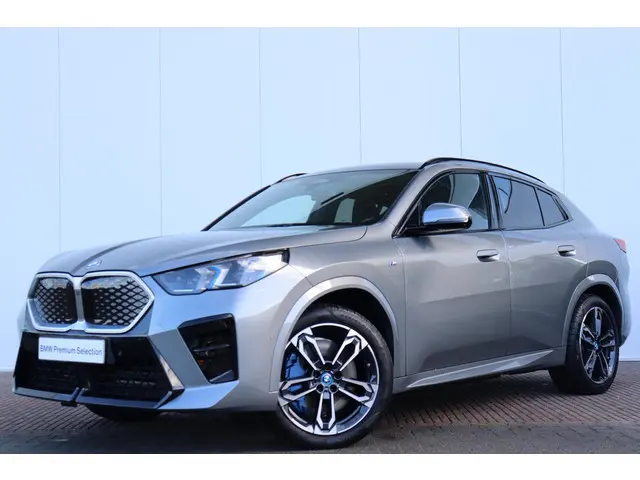 BMW iX2 xDrive30 67 kWh 2024 Elektrisch 31