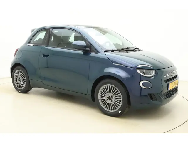 Fiat 500 1.0 Hybrid Torino Launch Edition 2026 Benzine 8