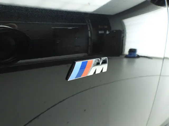 BMW 2 Serie Coupe 230i 2024 Benzine 31