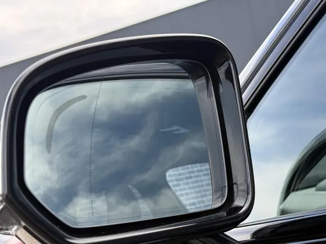 Volvo V90 B4 D Plus Dark 2023 Diesel 19