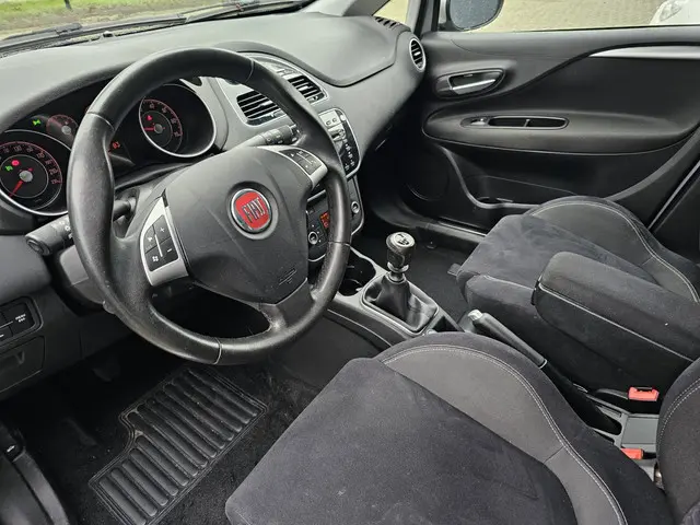 Fiat Punto Evo 0.9 TwinAir Lounge 2014 Benzine 14