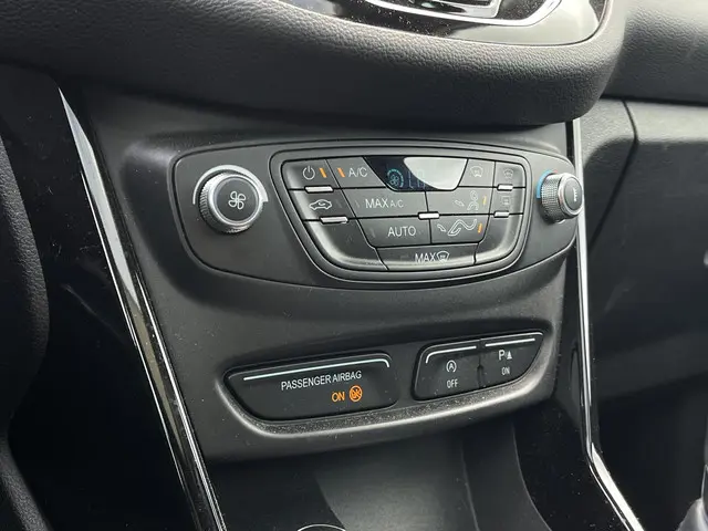 Ford B-MAX 1.0 EcoBoost Titanium 2013 Benzine 23