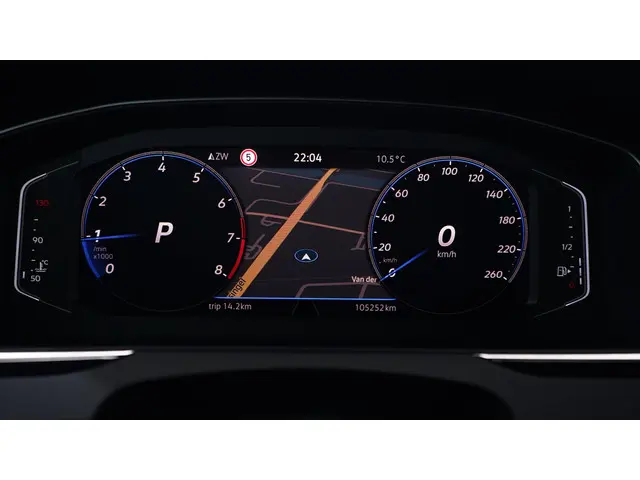 Volkswagen Passat 1.5 TSI R-Line Business + 2020 Benzine 19