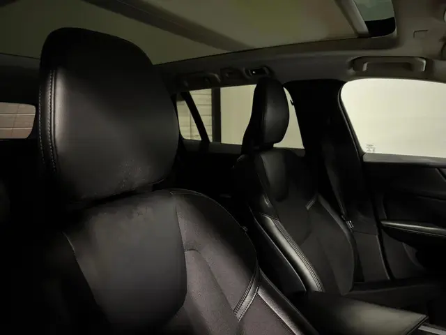 Volvo V60 2.0 D4 Momentum PANO CAM KEYLESS 2018 Diesel 9