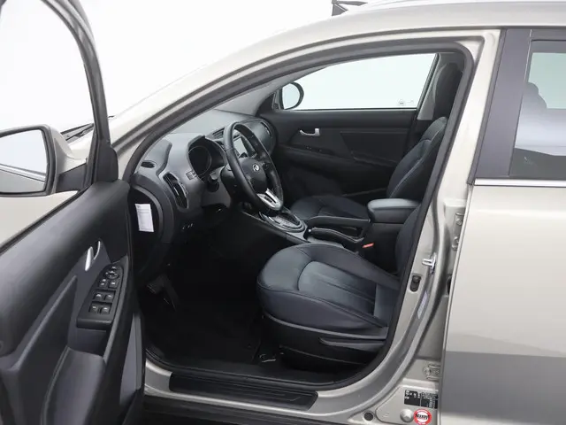 Kia Sportage 2.0 ExecutiveLine 166PK AUTOM. 2015 Benzine 10