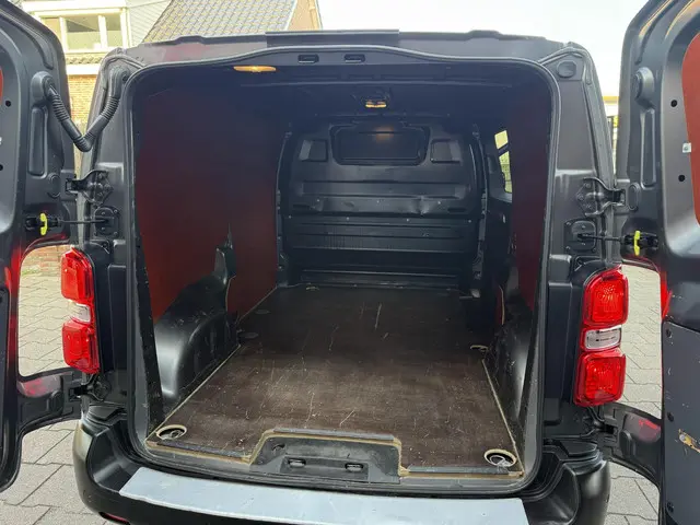 Opel Vivaro 2.0 CDTI L2H1 Selection 2021 Diesel 20