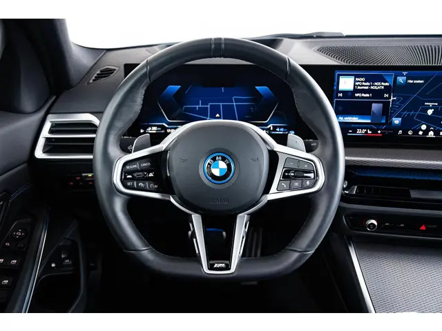 BMW 3 Serie 330e 2025 Hybride Benzine 50