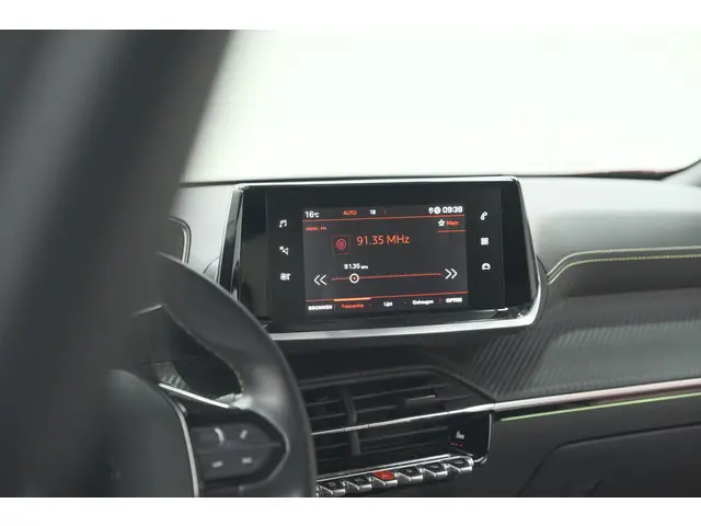 Peugeot 2008 PureTech 130 GT-Line 2020 Benzine 51