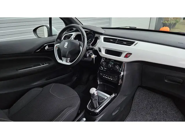 Citroën DS3 1.2 VTi So Chic | Apk 01-2027 2013 Benzine 12