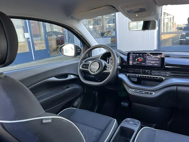 Fiat 500 42 kWh 2023 Elektrisch 34