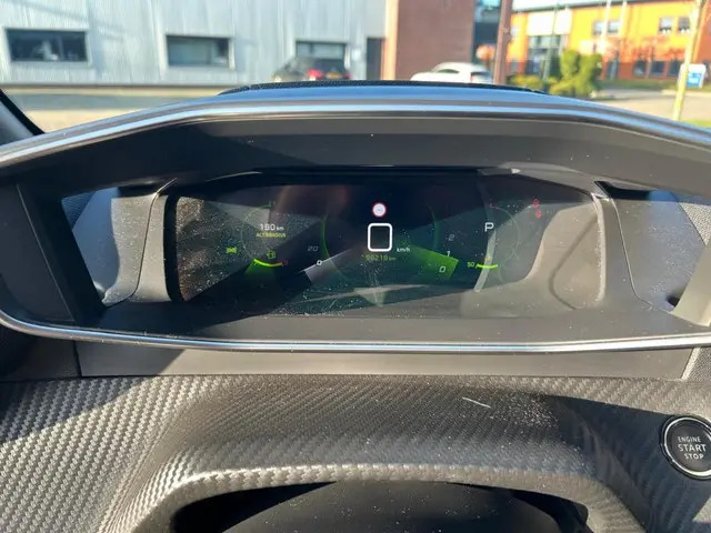 Peugeot 208 1.2 PureTech GT automaat 2021 Benzine 11