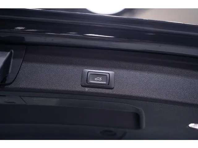 Audi A4 Avant 35 TFSI Business Edition 2021 Benzine 17