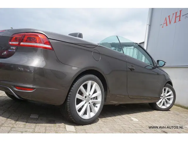 Volkswagen Eos 1.4 TSI Highline BlueMotion 2012 Benzine 13