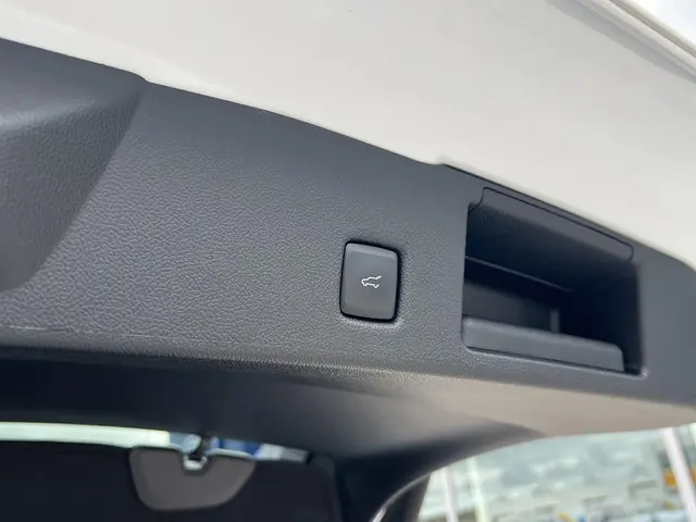 Ford Kuga 2.5 PHEV Active X 2024 Hybride Benzine 16