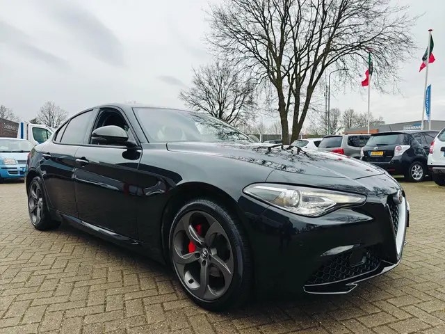 Alfa Romeo Giulia 2.0T B-Tech Super 2019 Benzine 6
