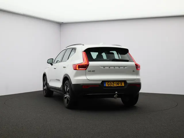 Volvo XC40 2.0 B4 Plus Dark 2024 Benzine 29