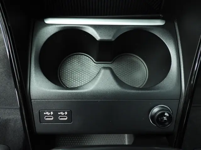 BMW 2 Serie Active Tourer 218i 2024 Benzine 28