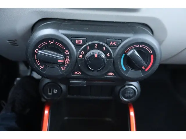 Suzuki Ignis 1.2 Select Intro 2017 Benzine 11