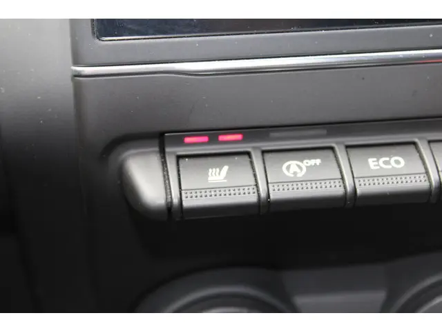 Renault Captur 1.0 TCe 90 evolution 2023 Benzine 32