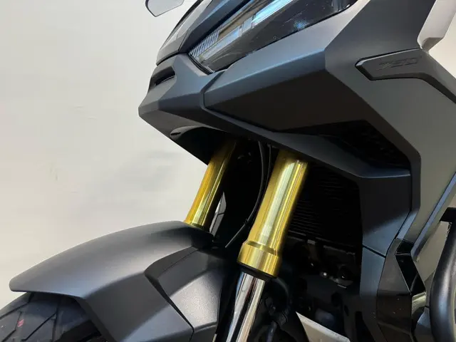 Honda NC 750 Scooter X-ADV KEYLESS LED 2022 Benzine 3