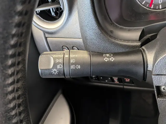 Nissan Micra 1.2 DIG-S Tekna 2013 Benzine 13