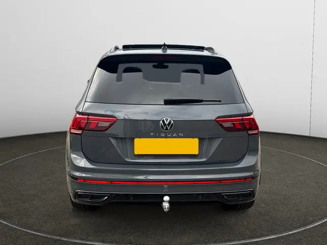 Volkswagen Tiguan 1.5 TSI R-Line Business+ 2022 Benzine 25