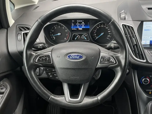 Ford C-MAX 1.5 Titanium 2016 Benzine 16