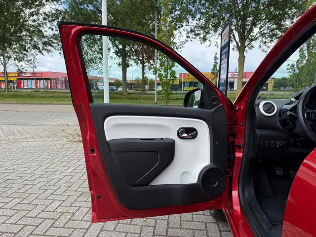 Renault Twingo 1.0 SCe Expression 2015 Benzine 11