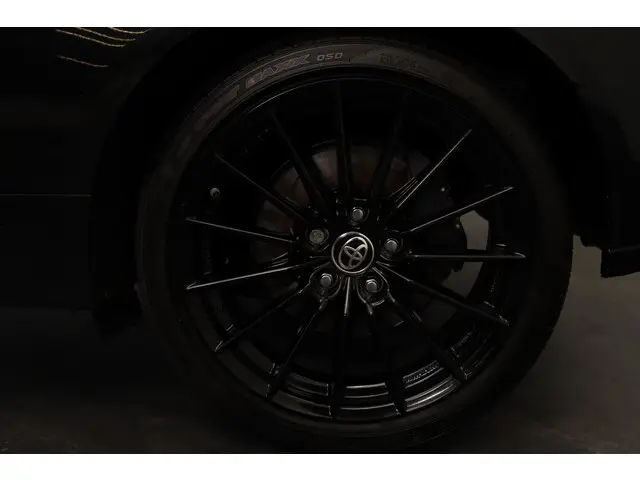 Toyota Yaris 1.6 GR Premium, 1ste eigenaar 2022 Benzine 27