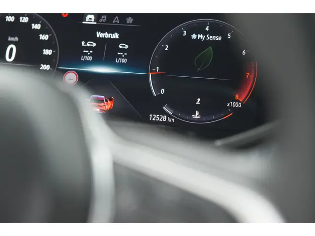 Renault Clio TCe 90 GPF techno 2024 Benzine 38