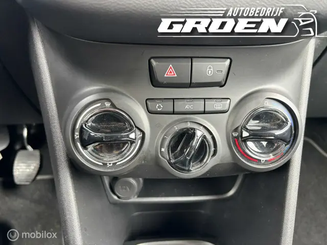 Peugeot 208 1.0 PureTech Access 2015 Benzine 27