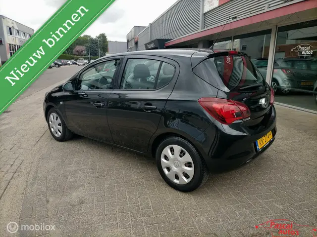 Opel Corsa 1.4 airco 5 deuren apk 2015 Benzine 2