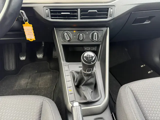 Volkswagen Polo 1.0 TSI Comfortline 2019 Benzine 11