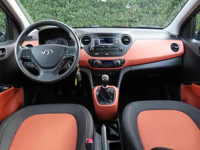 Hyundai i10 1.0i i-Motion Comfort Plus 2016 Benzine 13
