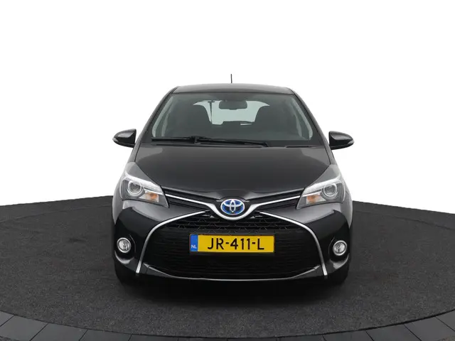 Toyota Yaris 1.5 Hybrid 2016 Hybride Benzine 16