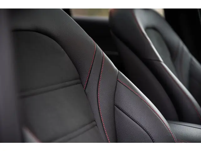 Mercedes-Benz GLC AMG 43 4MATIC Premium 2019 Benzine 48