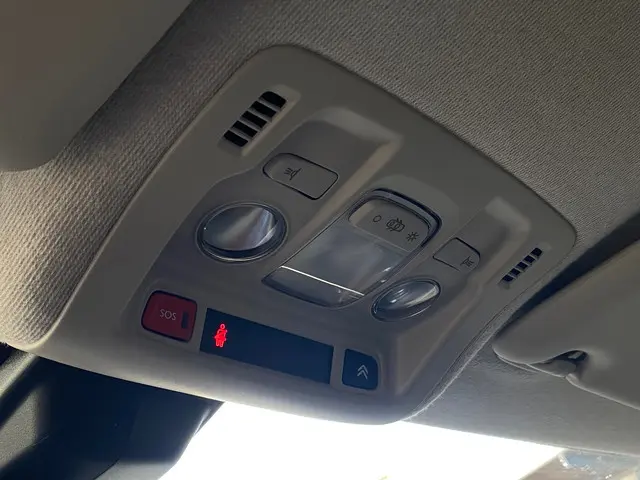 Citroën C3 1.2 PureTech Shine 2017 Benzine 19