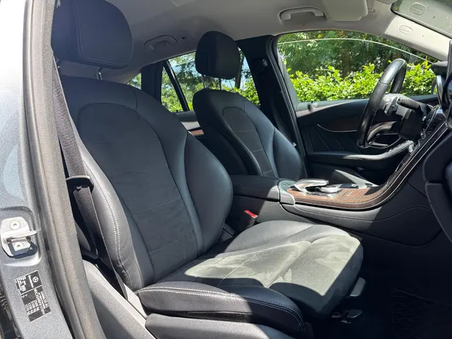 Mercedes-Benz GLC 250 d 4MATIC Edition 1 2016 Diesel 18