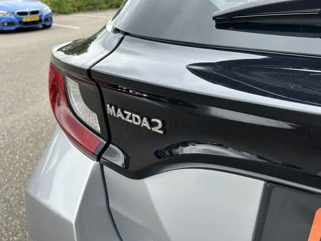 Mazda 2 Hybrid 1.5 Pure 2023 Hybride Benzine 10