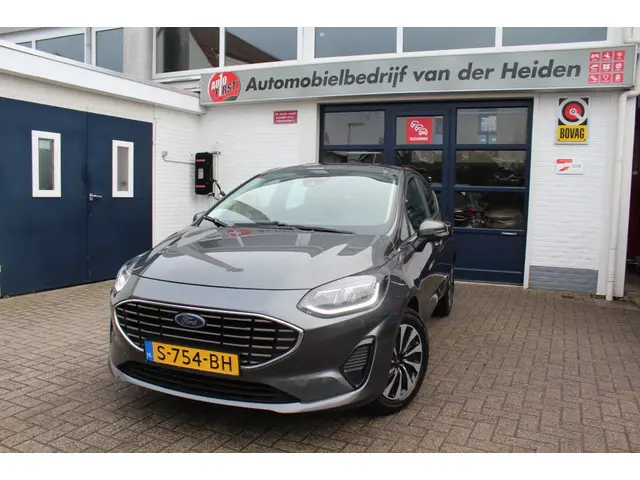 Ford Fiesta 1.0 EcoBoost Hybride Titanium 2023 Benzine