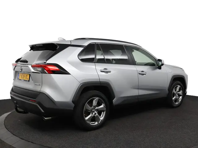 Toyota RAV4 2