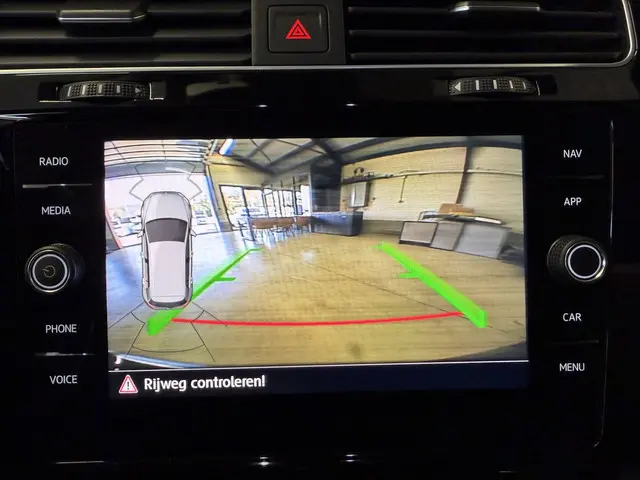 Volkswagen Golf 2.0 TSI 4Motion R 2019 Benzine 16