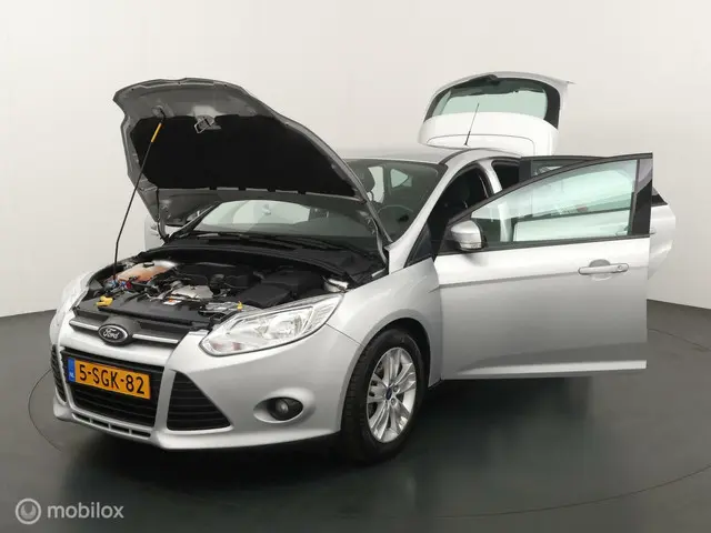 Ford Focus 1.0 EcoBoost Trend 2012 Benzine 18