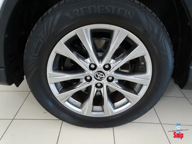 Toyota RAV4 2.5 Hybrid Energy Plus 2018 Hybride Benzine 32