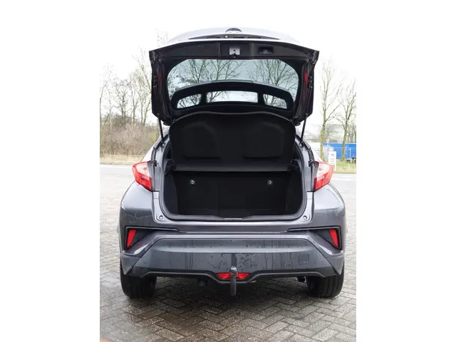 Toyota C-HR 1.8 Hybrid Dynamic 2018 Hybride Benzine 8